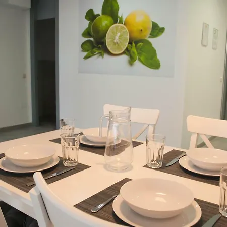 Enjoy La Casa De Los Limones Playa Apartment Estepona